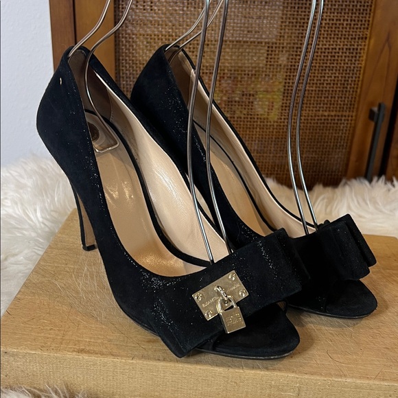 Elisabetta Franchi Celine b. Peep Toe Sparkly Pump with Bow Metal Lock Ornament